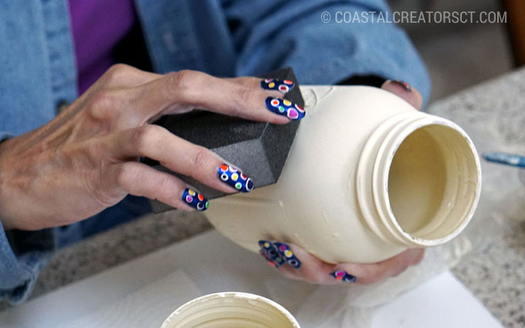 How to Chalk Paint Mason Jars