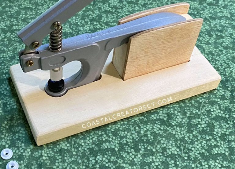 KAM Plastic Snaps Pliers Desktop Stand