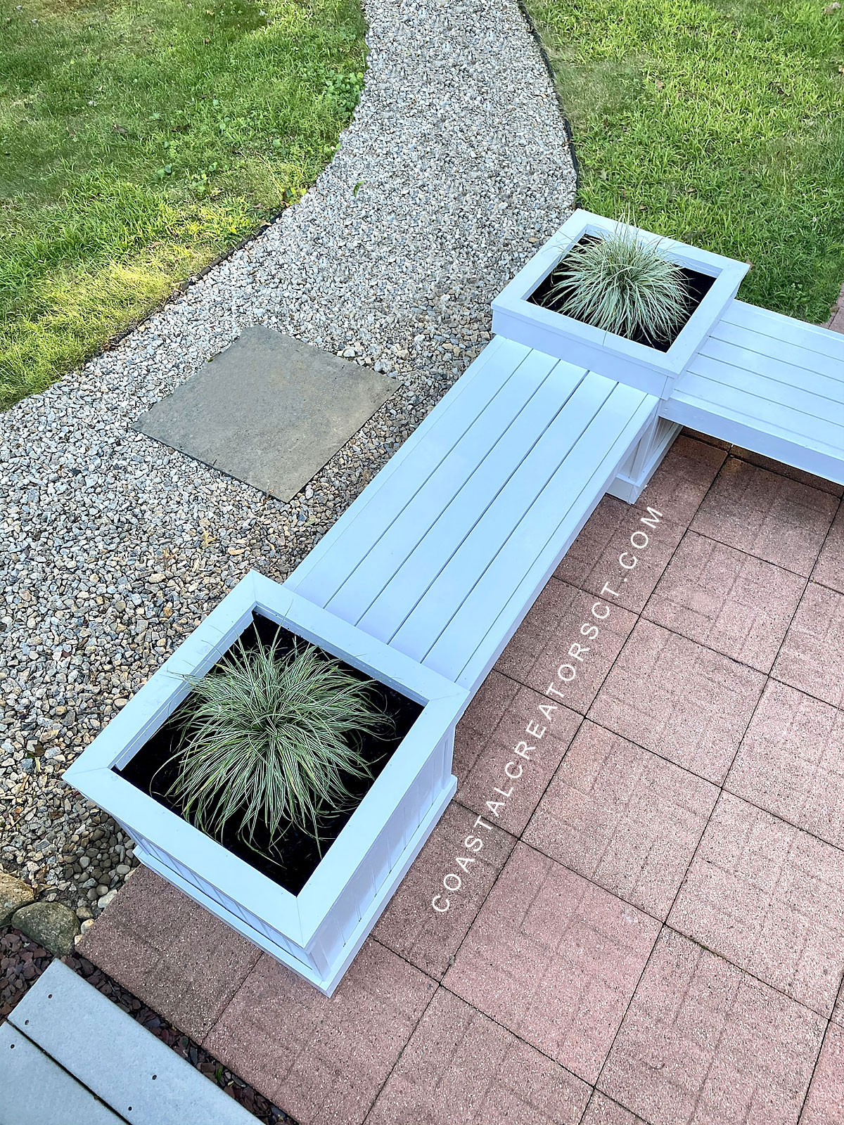 Build an Exquisite Triple Planter Bench