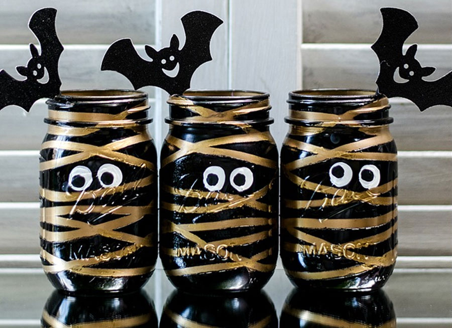 Painted Mummy Mason Jars